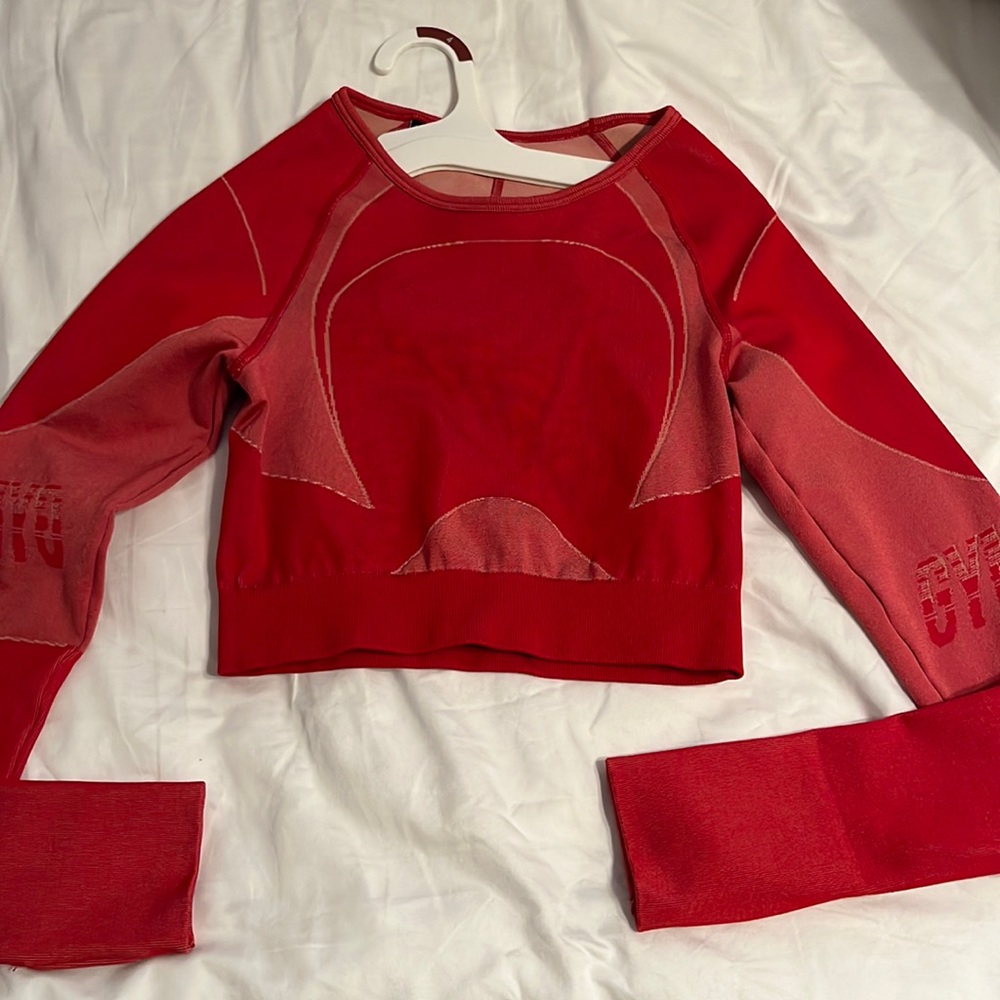 Gym shark cropped long sleeve